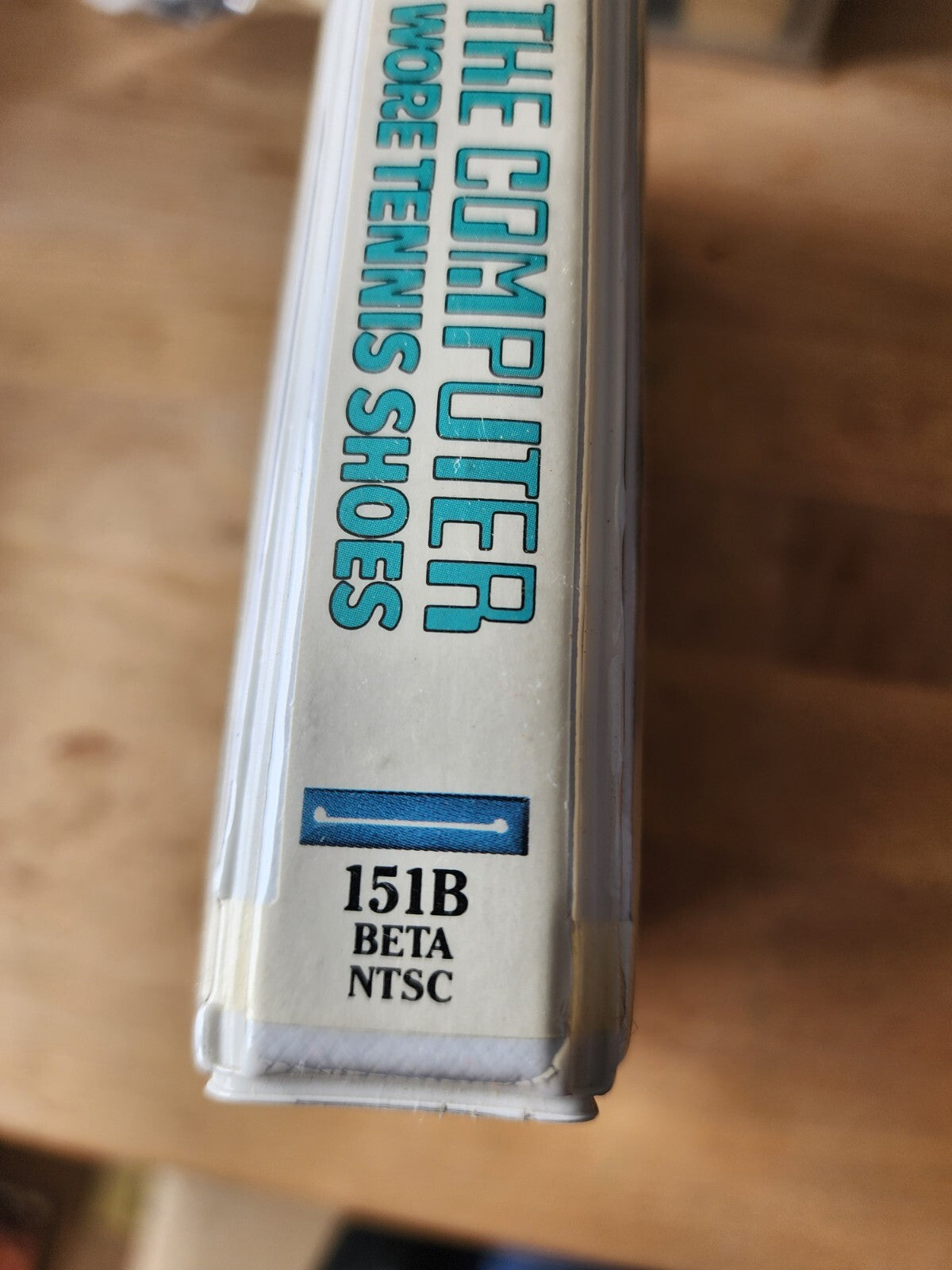 VTG VIDEO BETA "COMPUTER WORE Tennis Shoes" Disney (Clamshell Case)