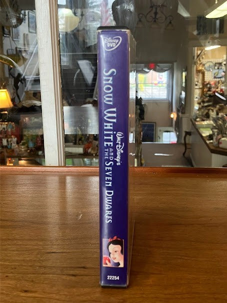 Movie: Snow White and the Seven Dwarfs - (Disney Special Platinum Edition)