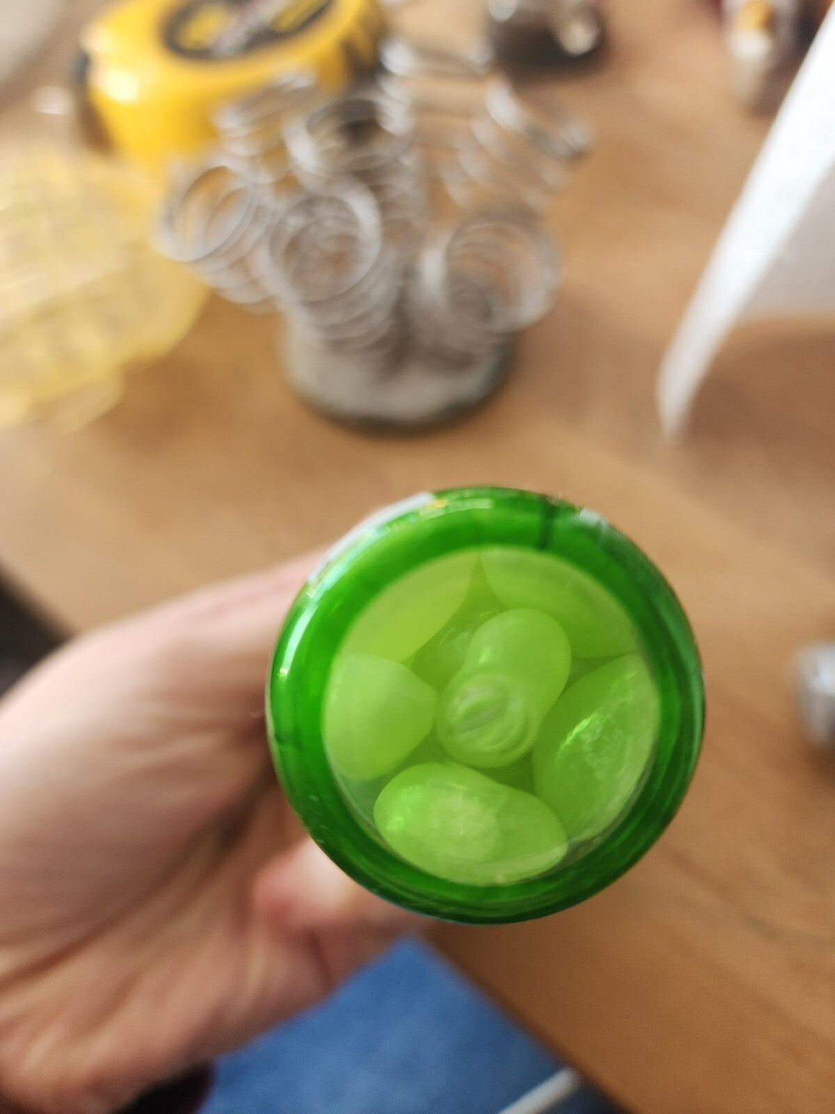 Lot of 2 2006 Jelly Belly A&W & 7UP CANDY 5” Bottle Container Soda Jellybeans