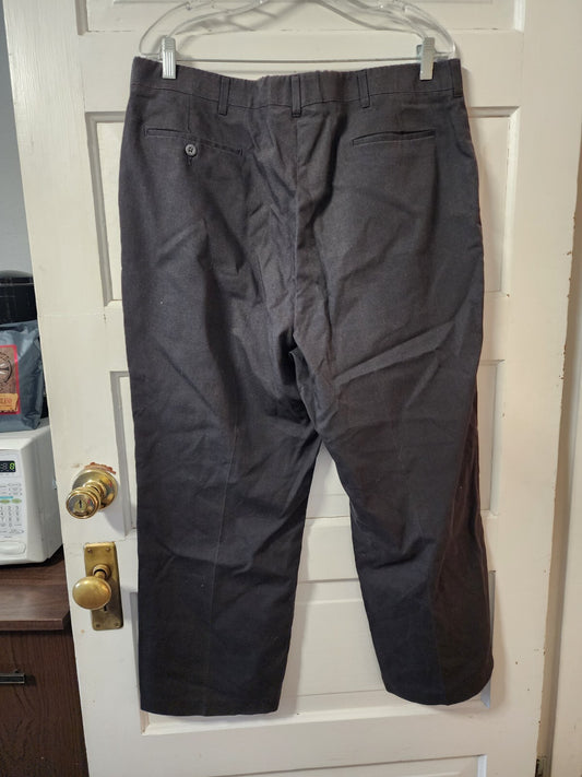 Haggar Men's Premium Flex Dress Pant Black 38 x 26.5