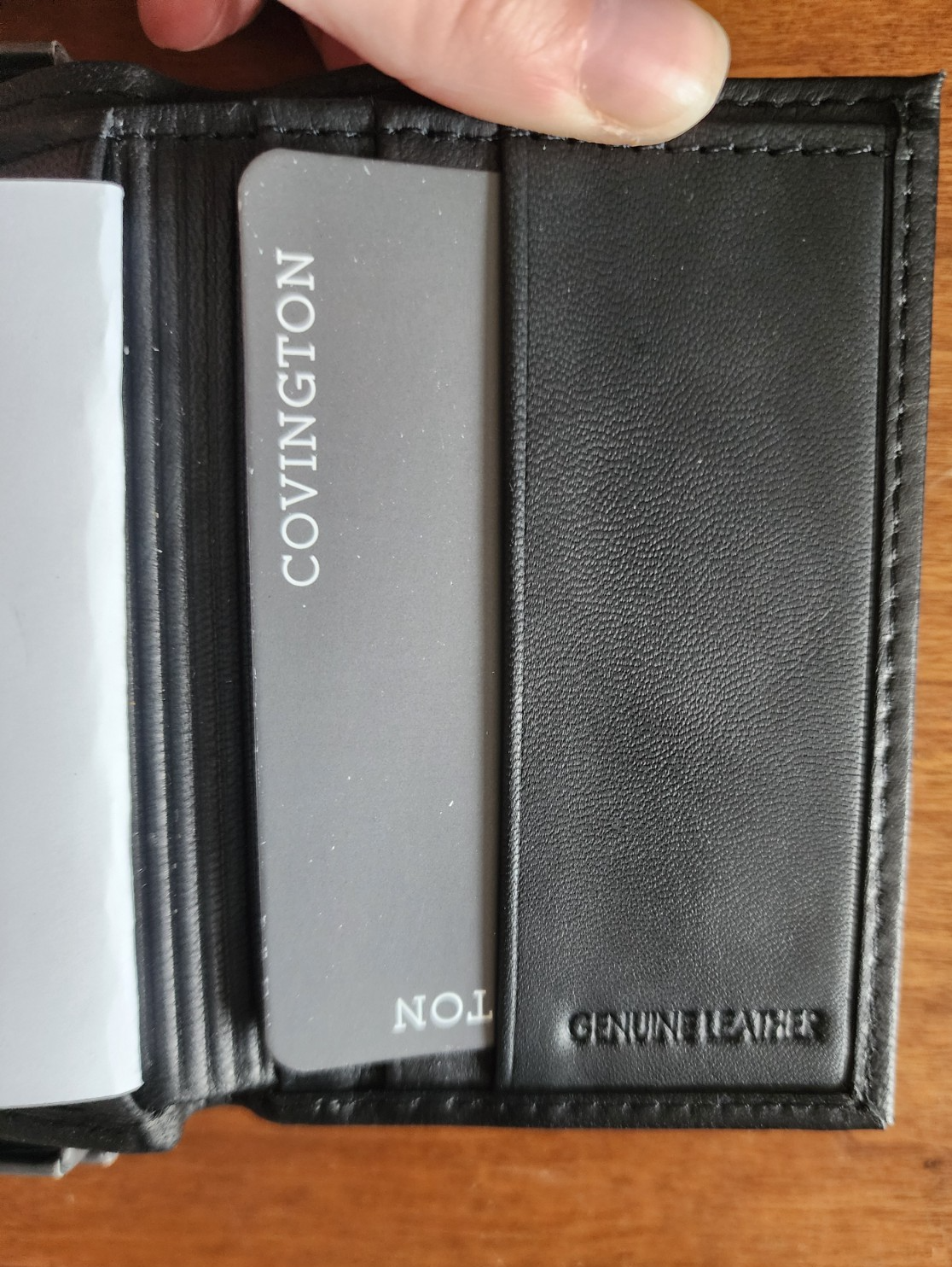 Covington Men’s Black Leather Wallet Three Fold