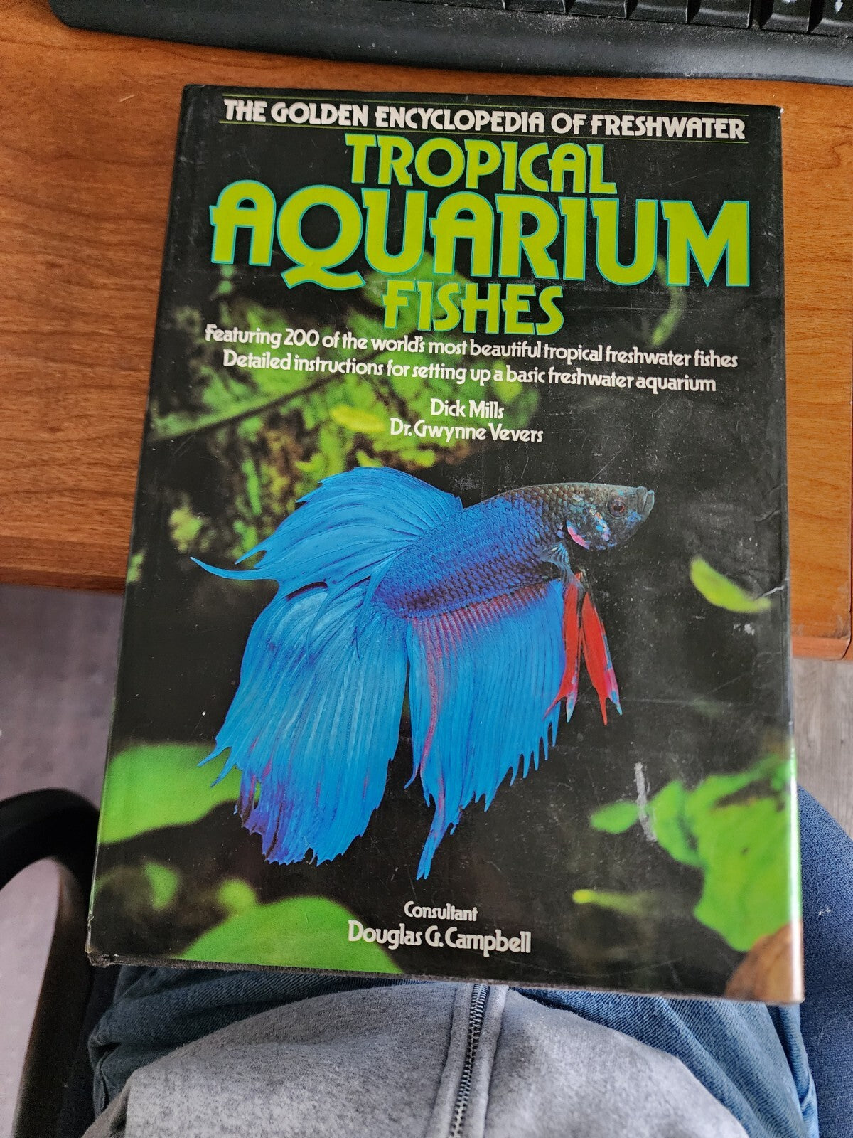Tropical Aquarium Fishes by Dick Mills & Dr Gwynne Vevers - HC - GOOD