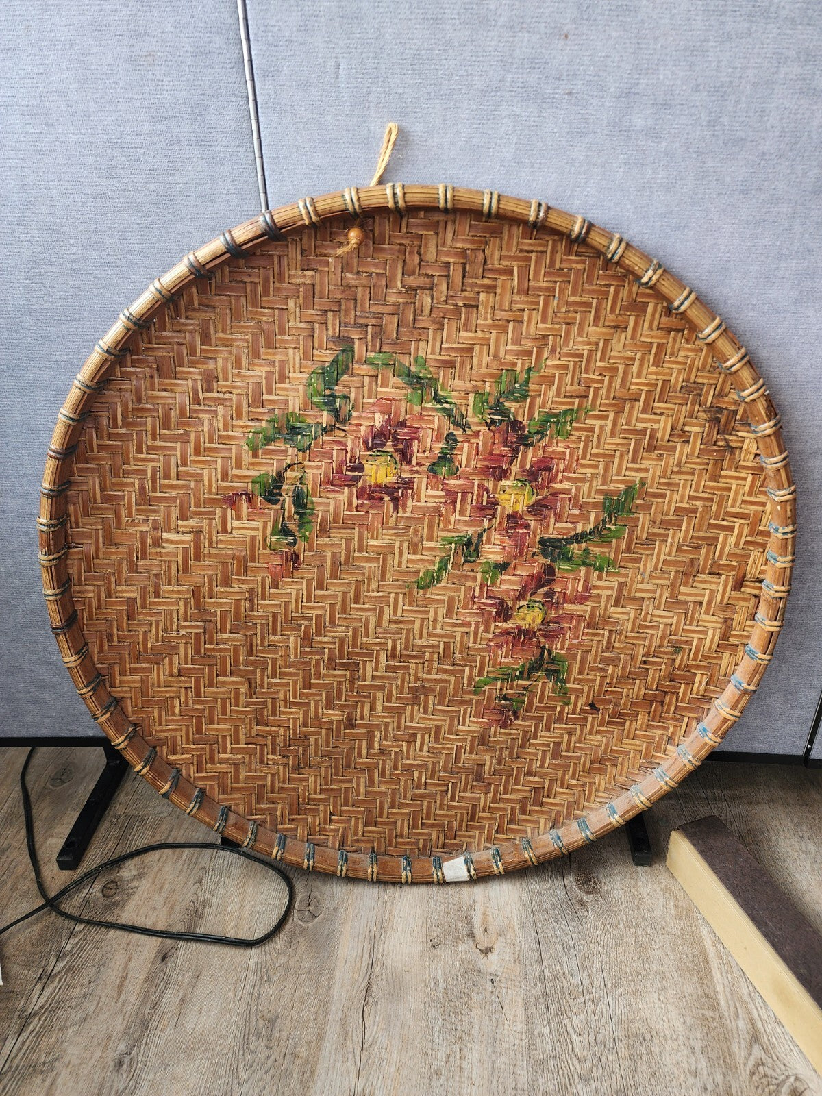 19th Century Floral Chinese Woven Bamboo Serving Tray 27" Diameter