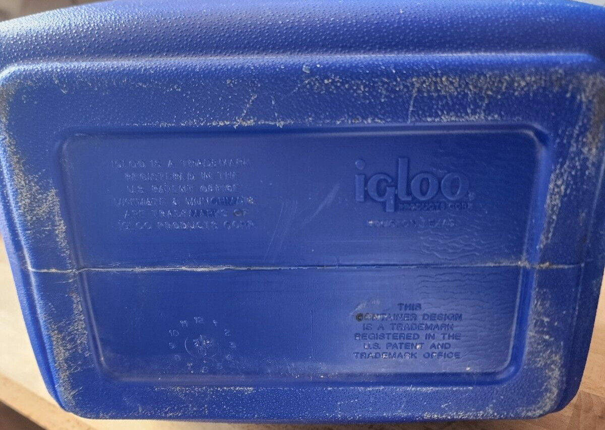 Vtg Red White & Blue Igloo Mini Mate Igloo cooler