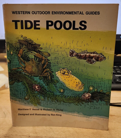 1971 Western Outdoor Environmental Guides Tide pools Color Paperback English