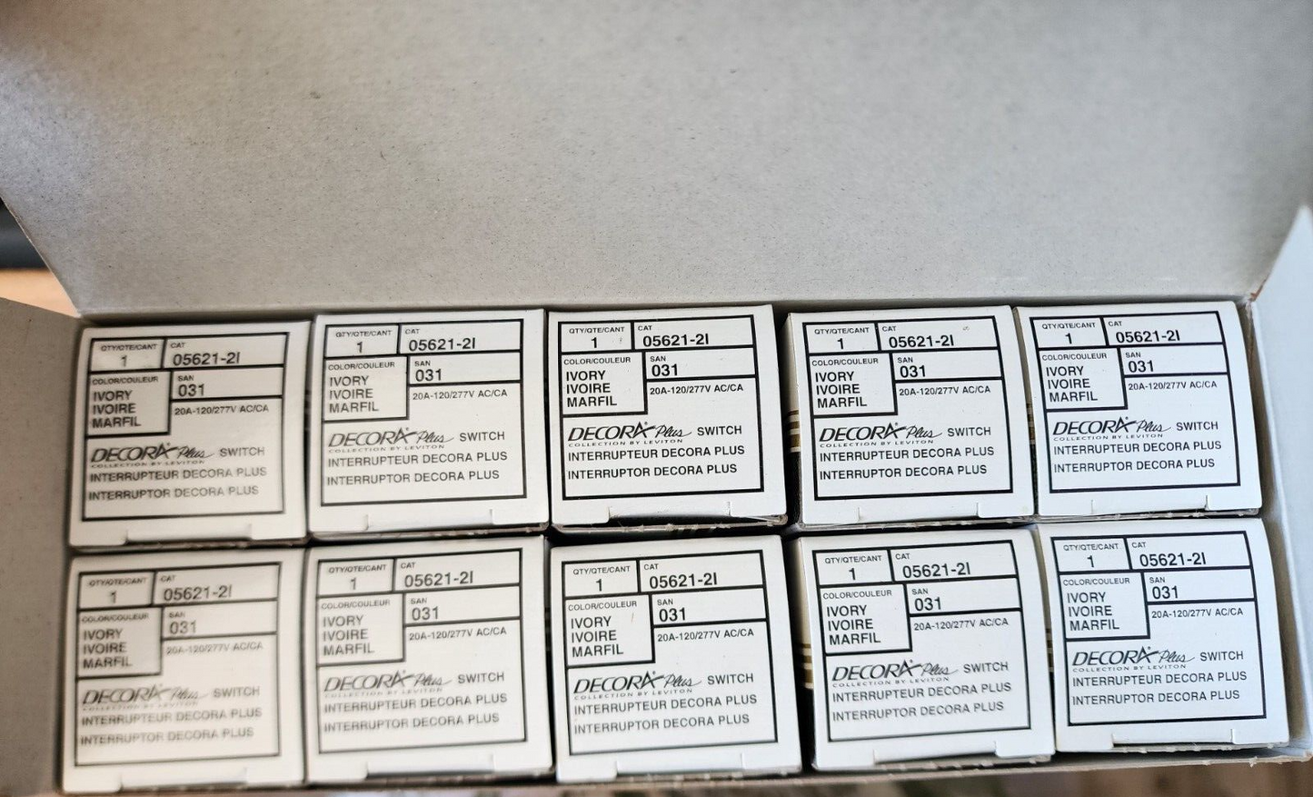 10 Leviton IVORY LIGHTED COMMERCIAL Rocker Light Switches 277V 05621-2I