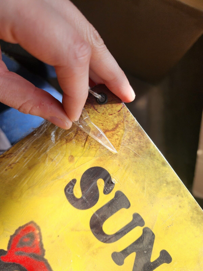 SUN CURED RED COON CHEWING TOBACCO 18" Heavy Duty U.S.A. Advertising Sign