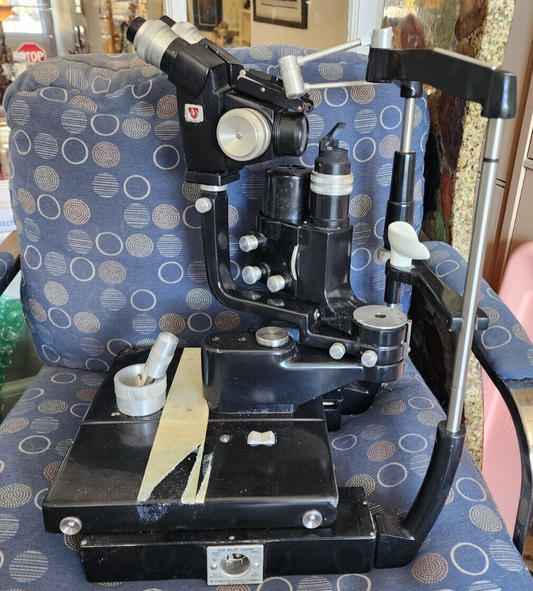 American Optical 11580 AO Slit Lamp