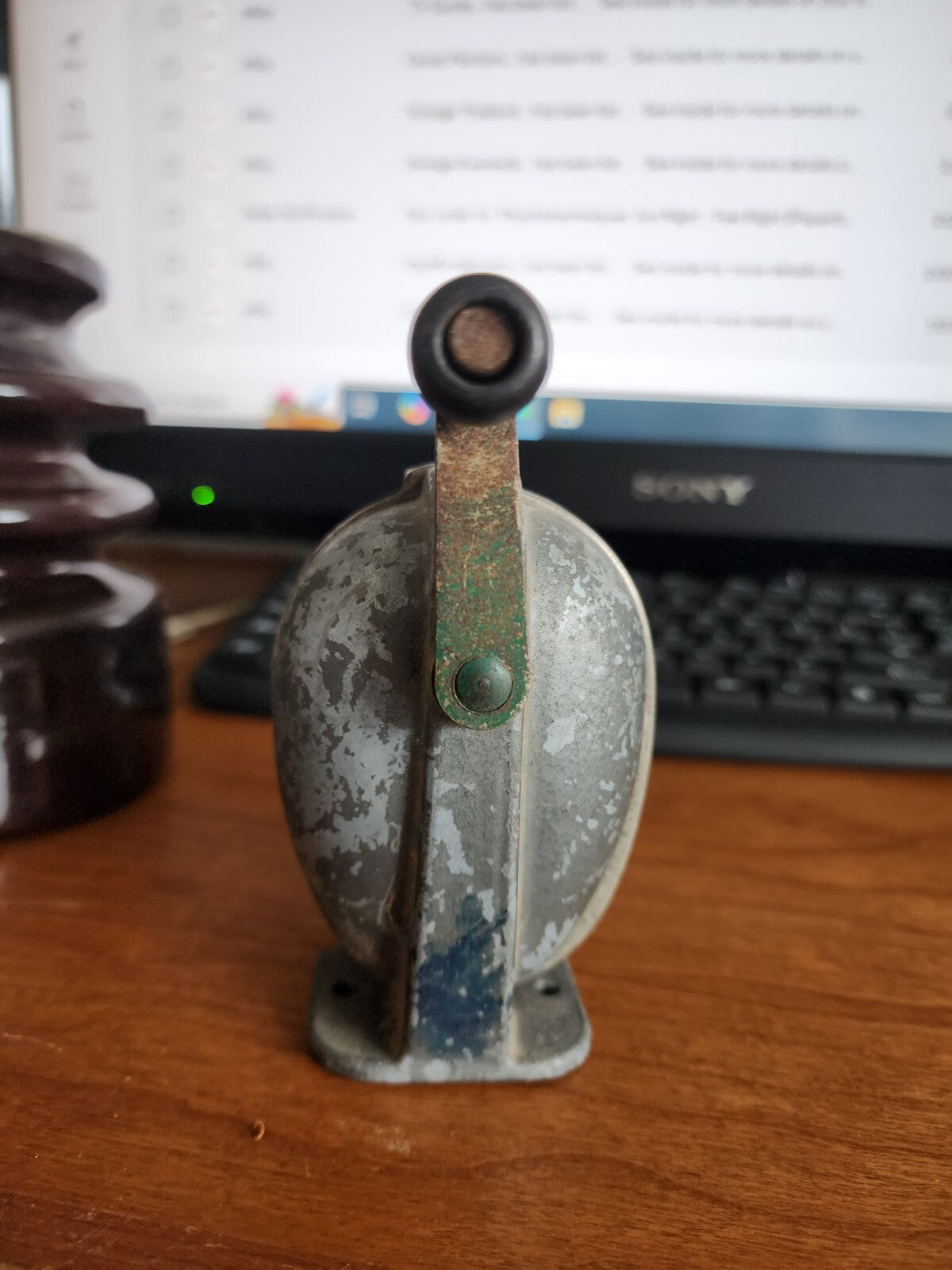 Vintage Boston Model K3 Pencil Sharpener 8 Hole Revolving Screw In Wall