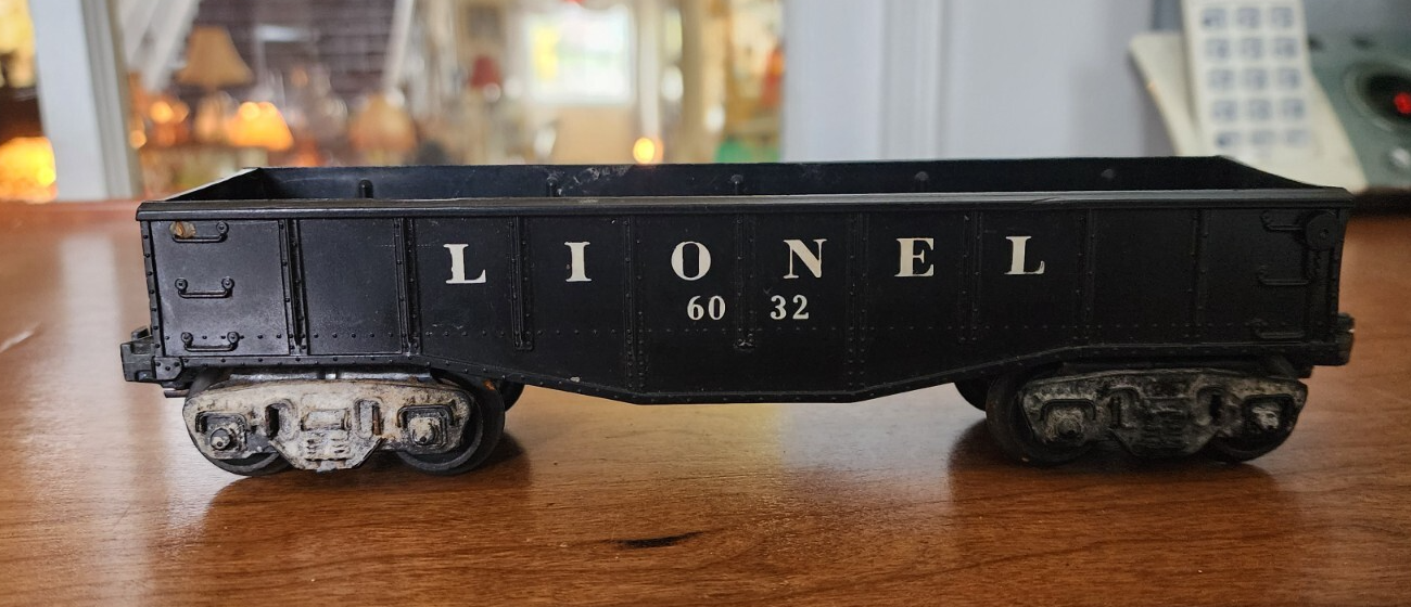 Vintage Lionel Lines 6032 Train Car
