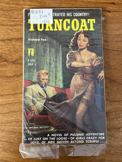 Vintage Paperback - Richard Fox: TURNCOAT