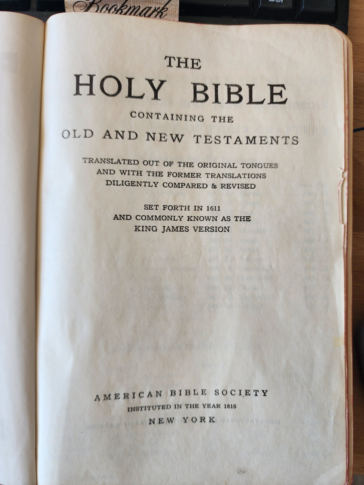 Holy Bible Containing the Old and New Testament by American Bible Society 1952