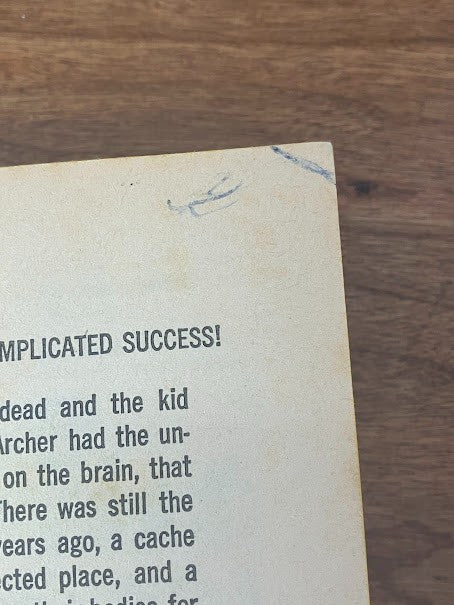 Ross Macdonald: THE INSTANT ENEMY