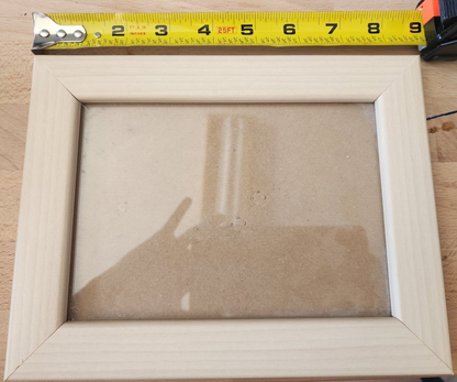 Uniek frame 7 x 9" Free Standing Easel Portrait or Landscape