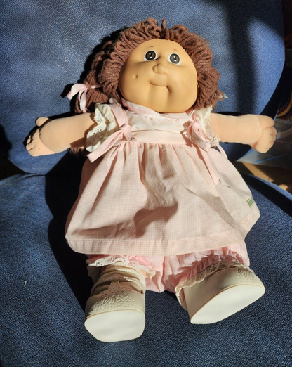 Vtg Cabbage Patch Kids Girl Brown Hair Eyes Factory 1985 Pink Dress & Pants