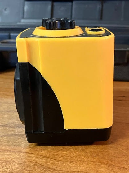 Laser Level with Tripod - UNTESTED