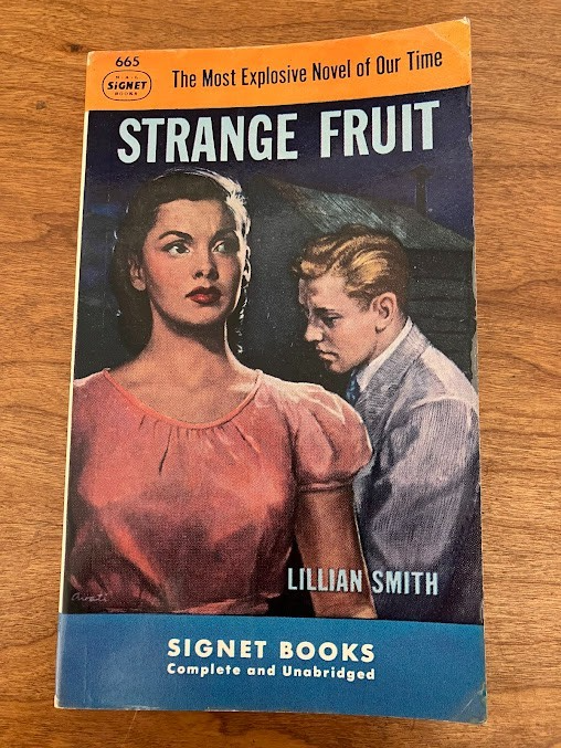 Vtg Paperback - STRANGE FRUIT by Lillian Smith