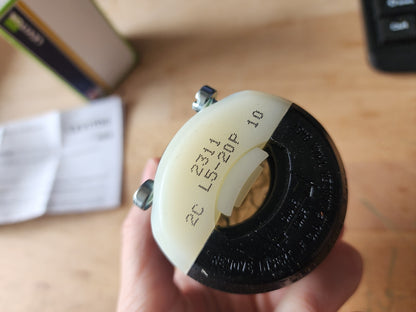 Leviton Black & White Locking Connector 20A 125V 3P4W #2311