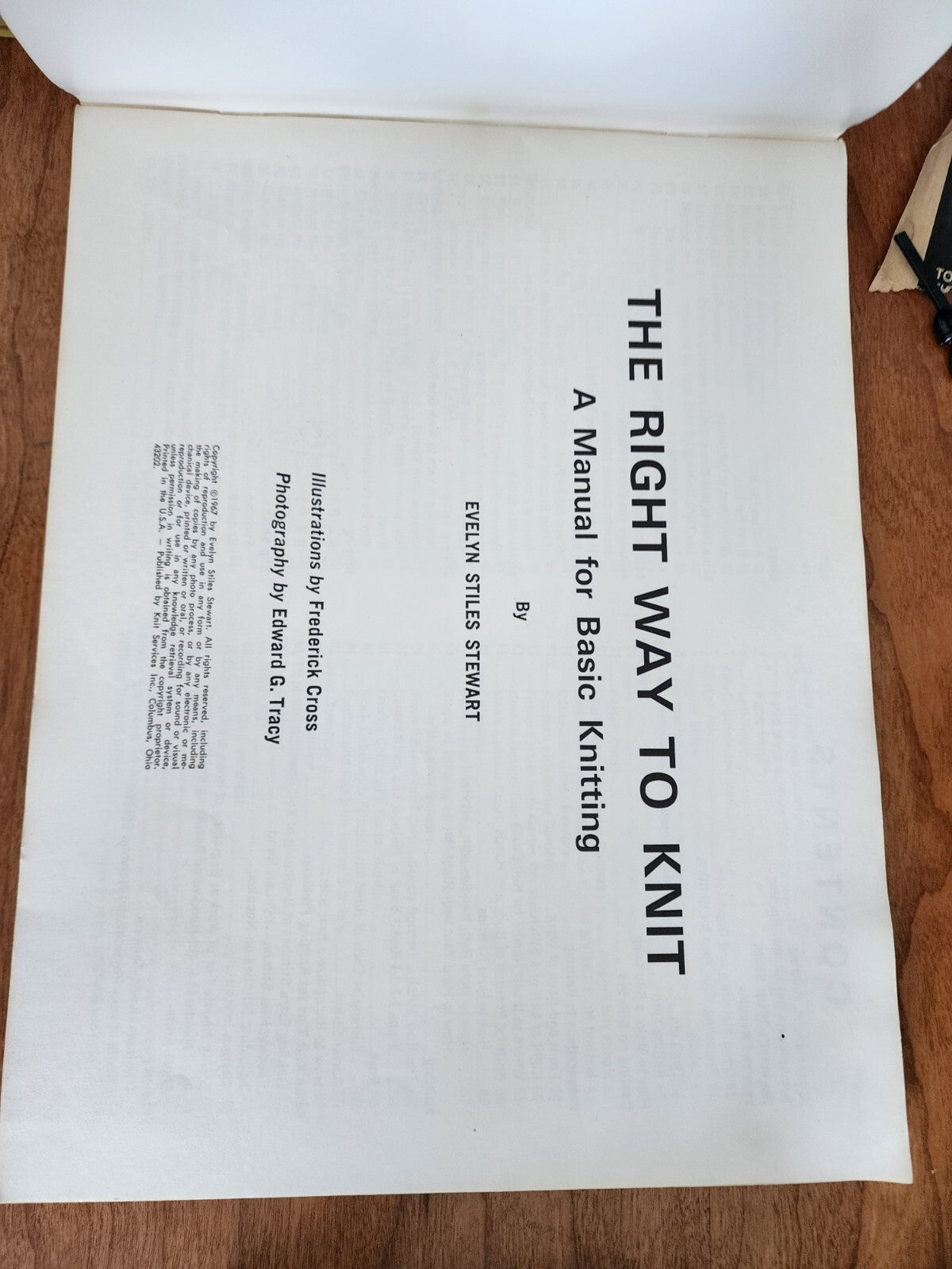 Vtg book The Right Way to Knit By Evelyn Stiles Stewart 1967 Knitting