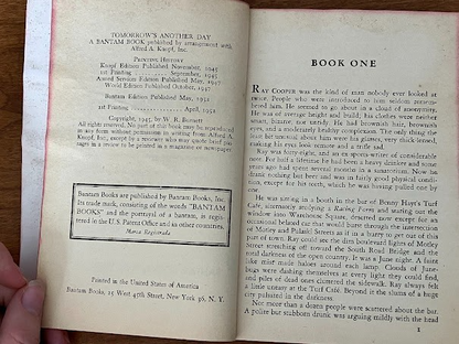 Bantam Books - (lot of 5)