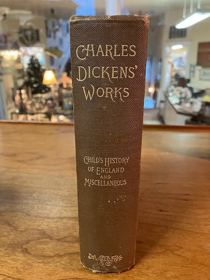 Charles Dickens' Works - Edition Late 1800's - lot of 4