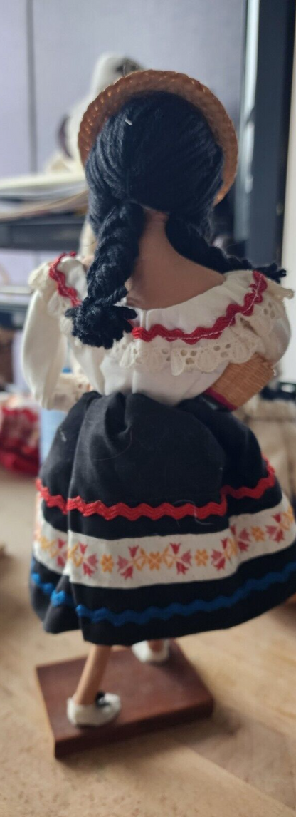 Pre-owned Colombian hand painted Doll w/ basket 13"