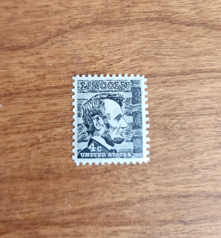 U.S. 4 cents cent Abraham Lincoln US 1965 Postage Stamp