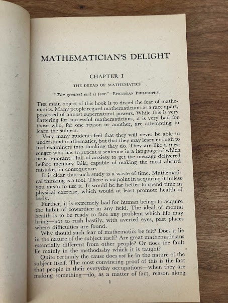 Pelican Books - Mathematician's Delight/The Birth and Death of the Sun-lot of 2