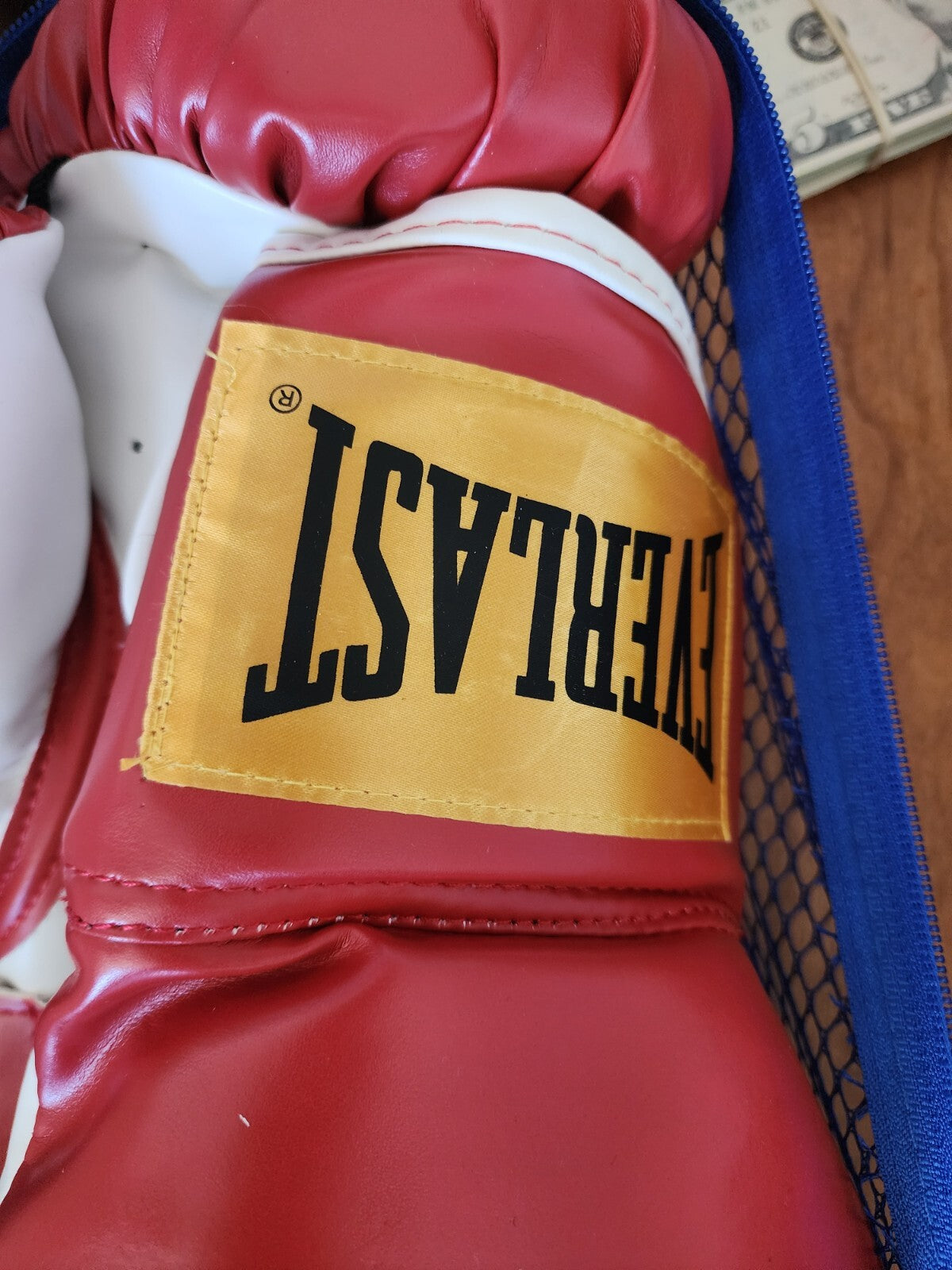 Everlast Boxing Wrist Wrap Training Gloves 12 OZ Model:2912R - NEW