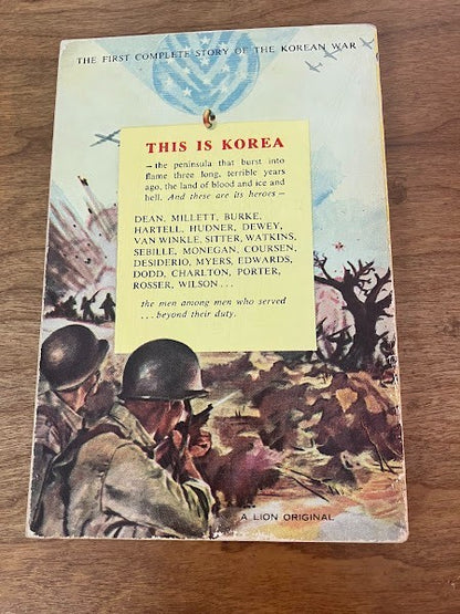 HEROES OF THE ARMY by Bruce Jacobs