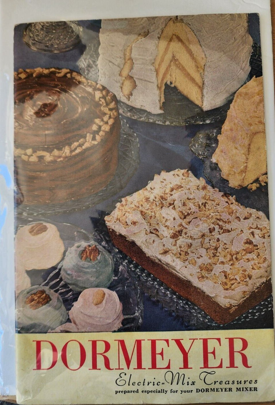 Vtg 1947 "Dormeyer Electric = Mix Treasures" Cookbook Booklet 1940s Baking