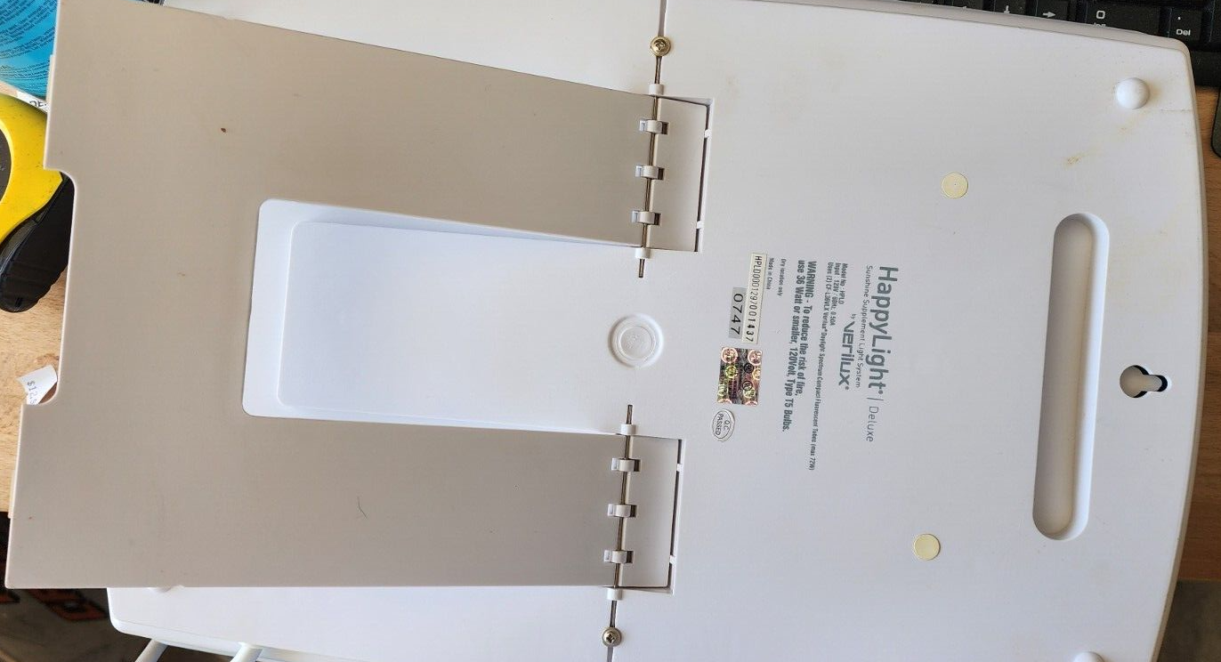 Verilux HappyLight Deluxe Energy Lamp No. HPLD Light Therapy - VG