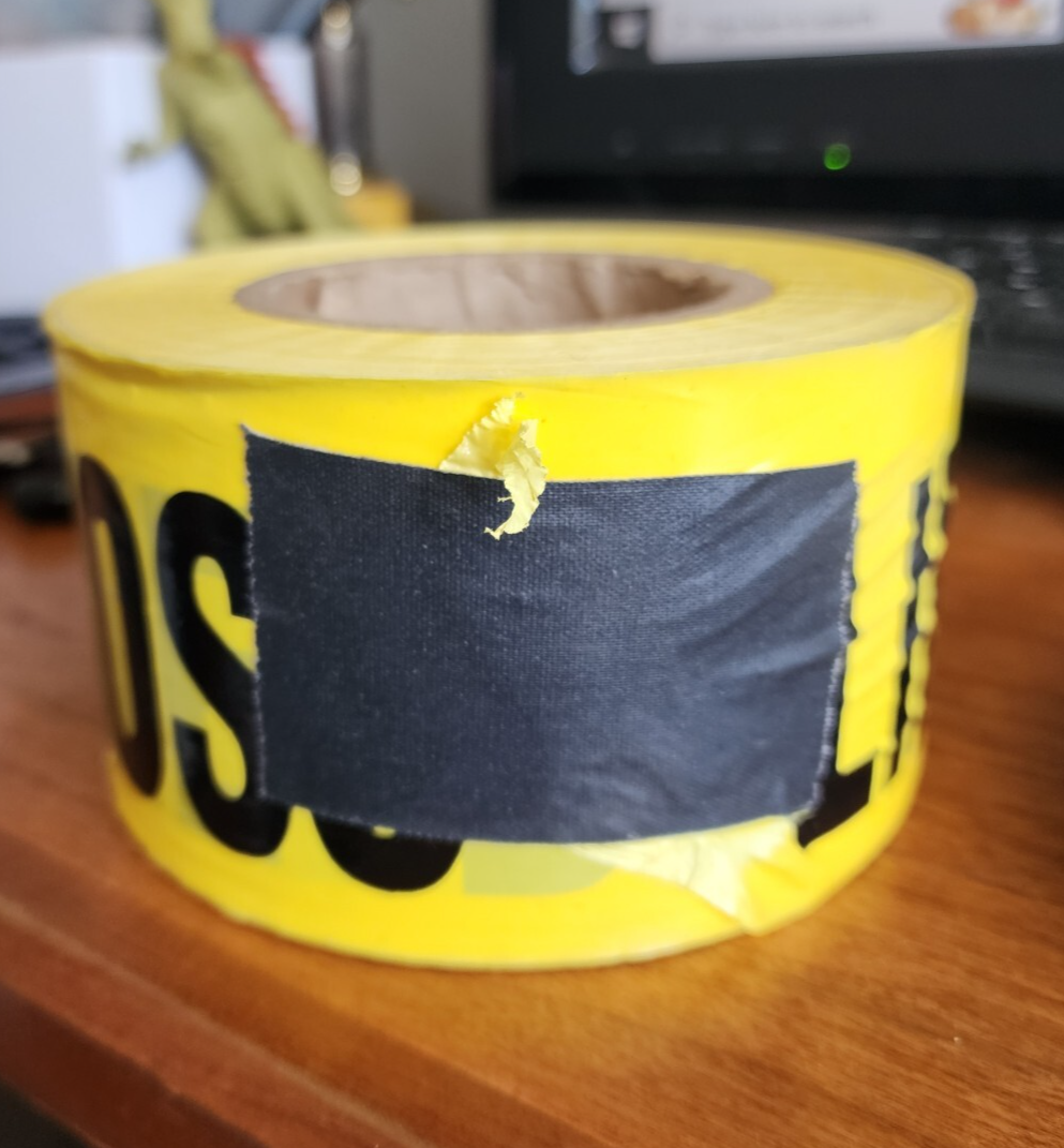 "POLICE LINE DO NOT CROSS" Tape