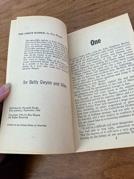 Popular Library - Rebel Ghost by Ray Hogan