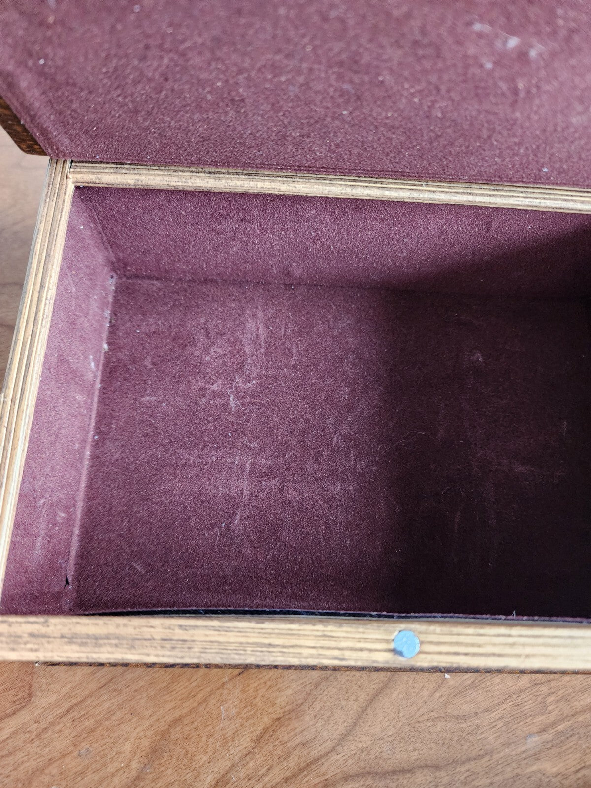 Hidden Compartment Faux Book Magnet Close Lined Secret Cache