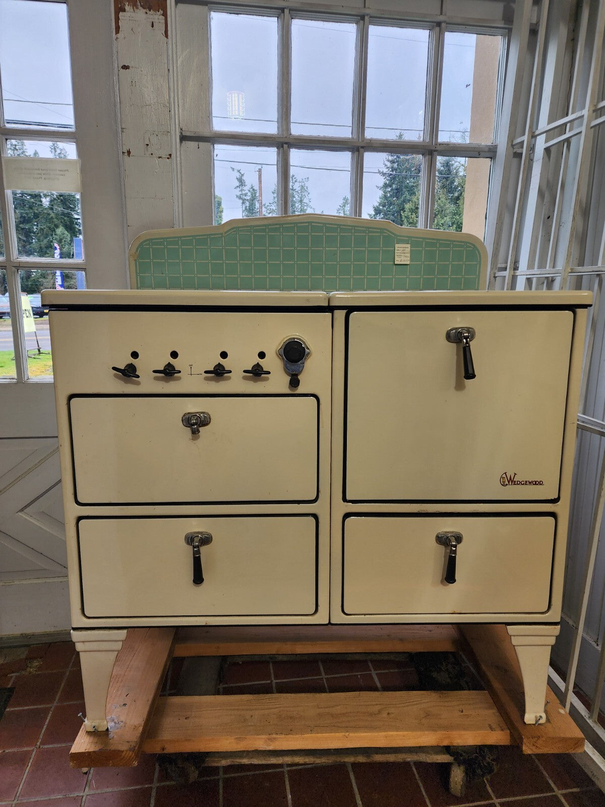 Antique Wedgewood Gas Stove 1930s-1950s