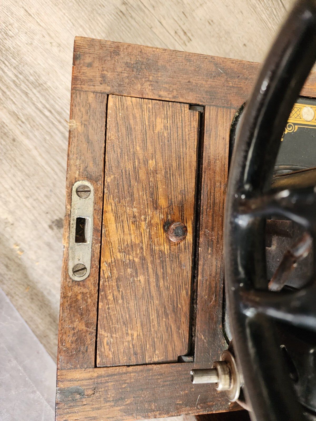 Priscilla Sewing Machine Model 30388 - With Wooden Case & Pedal