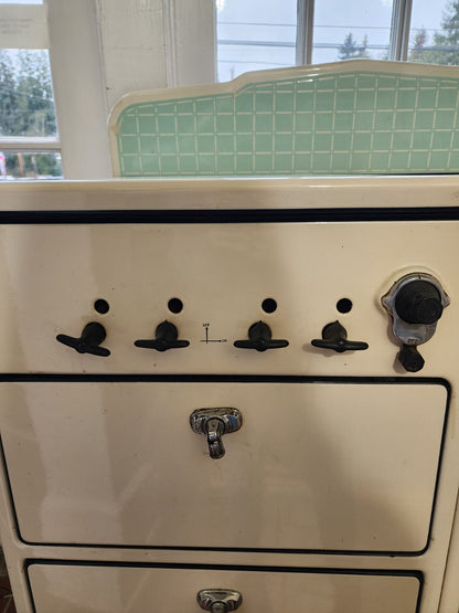Antique Wedgewood Gas Stove 1930s-1950s