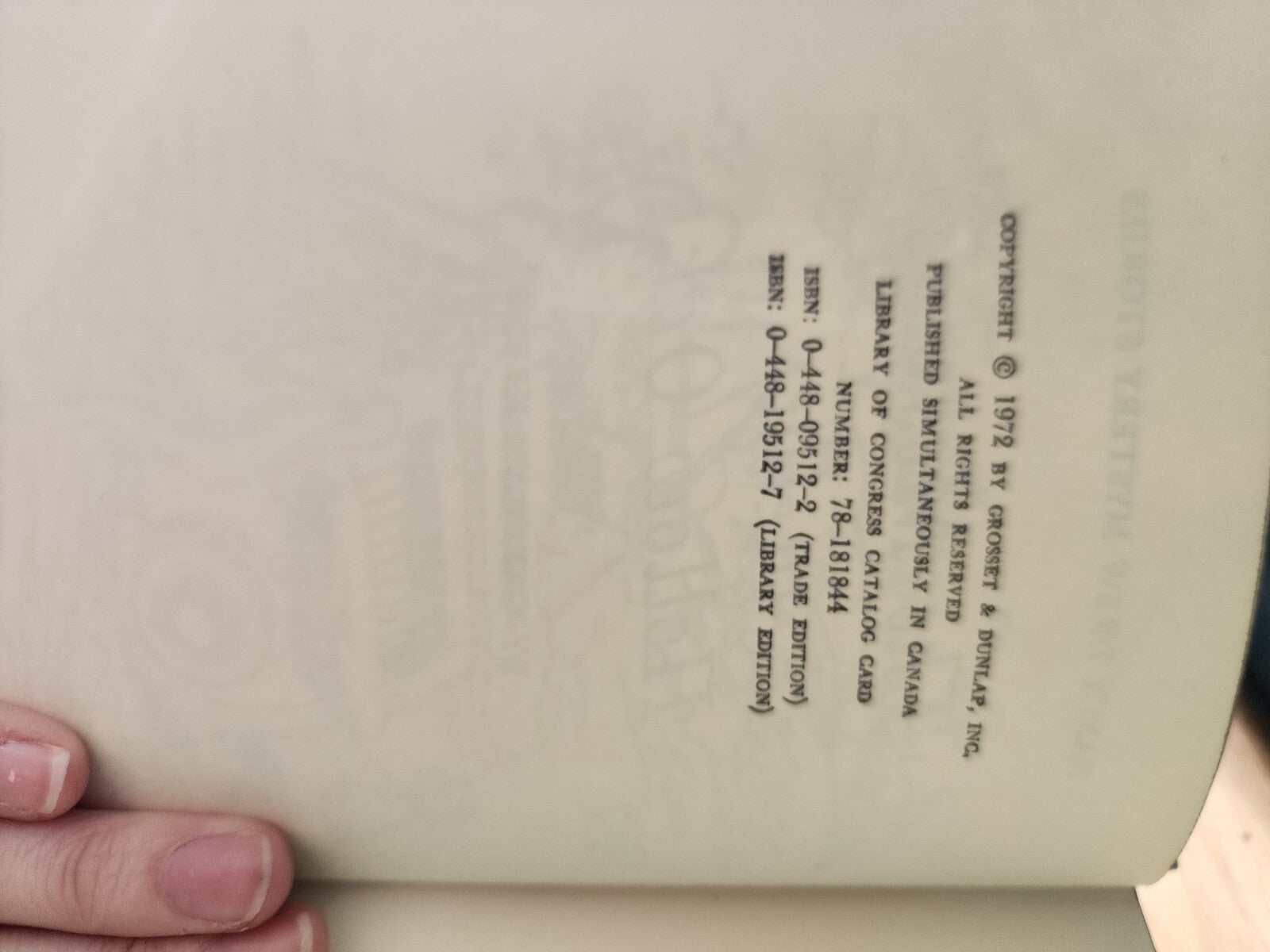 The Message in the Hollow Oak (Nancy Drew #12) by Carolyn Keene - 1972)