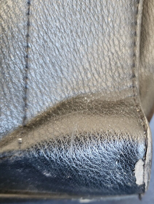 A NEW DAY BRAND WOMENS BLACK PURSE  PREOWNED FAUX LEATHER 