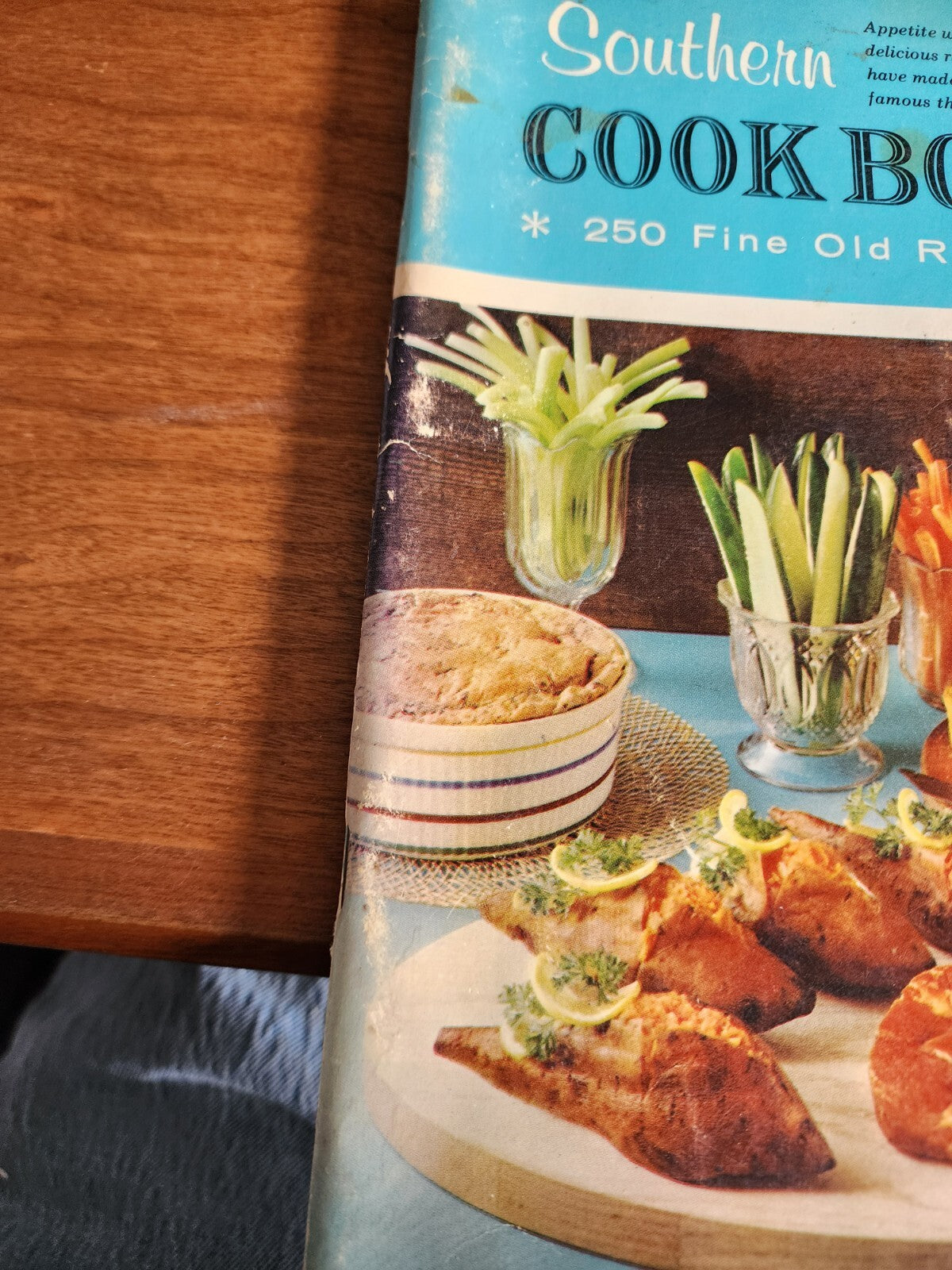 Southern Cookbook: 250 Fine Old Recipes Vtg Book