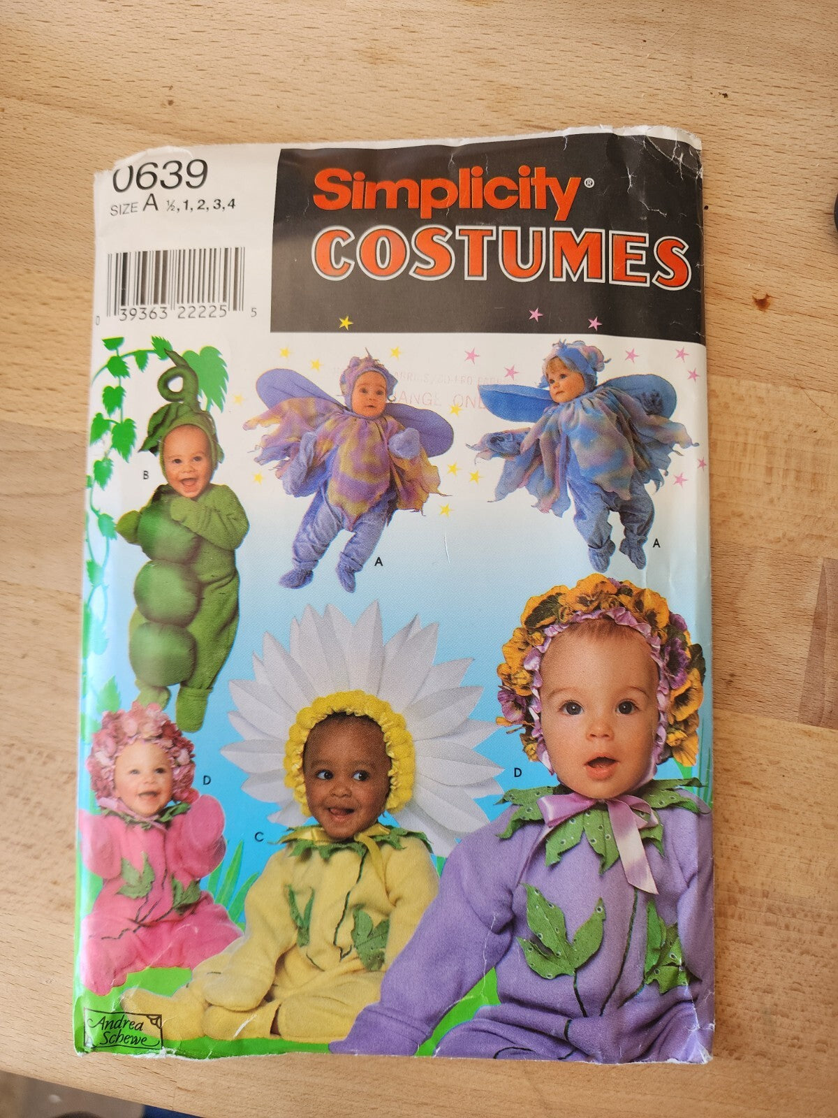 0639 UNCUT ‘Simplicity’ SEWING Pattern - ‘Fairy, Pea, Flower Costume’