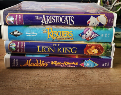 WALT DISNEY VHS LOT-Aristocats, the Rescuers, Lion King, Aladdin King of Thieves
