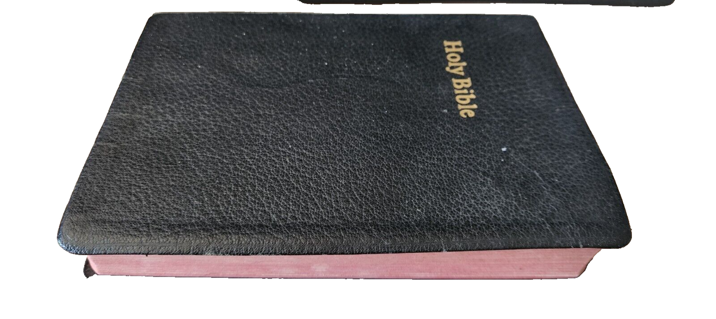 Holy Bible Containing the Old and New Testament by American Bible Society 1952