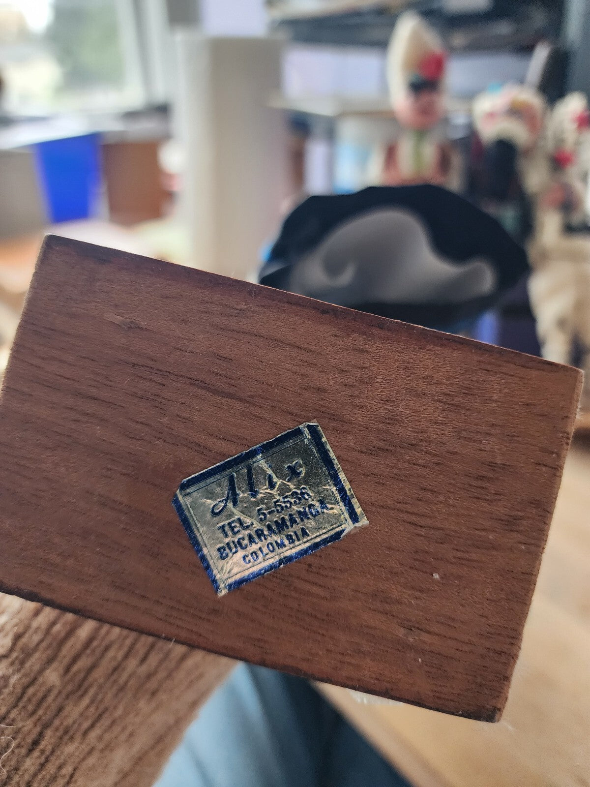 Pre-owned Colombian hand painted Doll w/ basket 13"