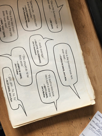 Vtg Book Garfield Gains Weight - Jim Davis His 2nd Book-Garfield likes Lasagna