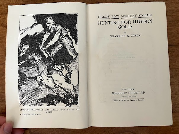 Hunting for Hidden Gold By Franklin W. Dixon