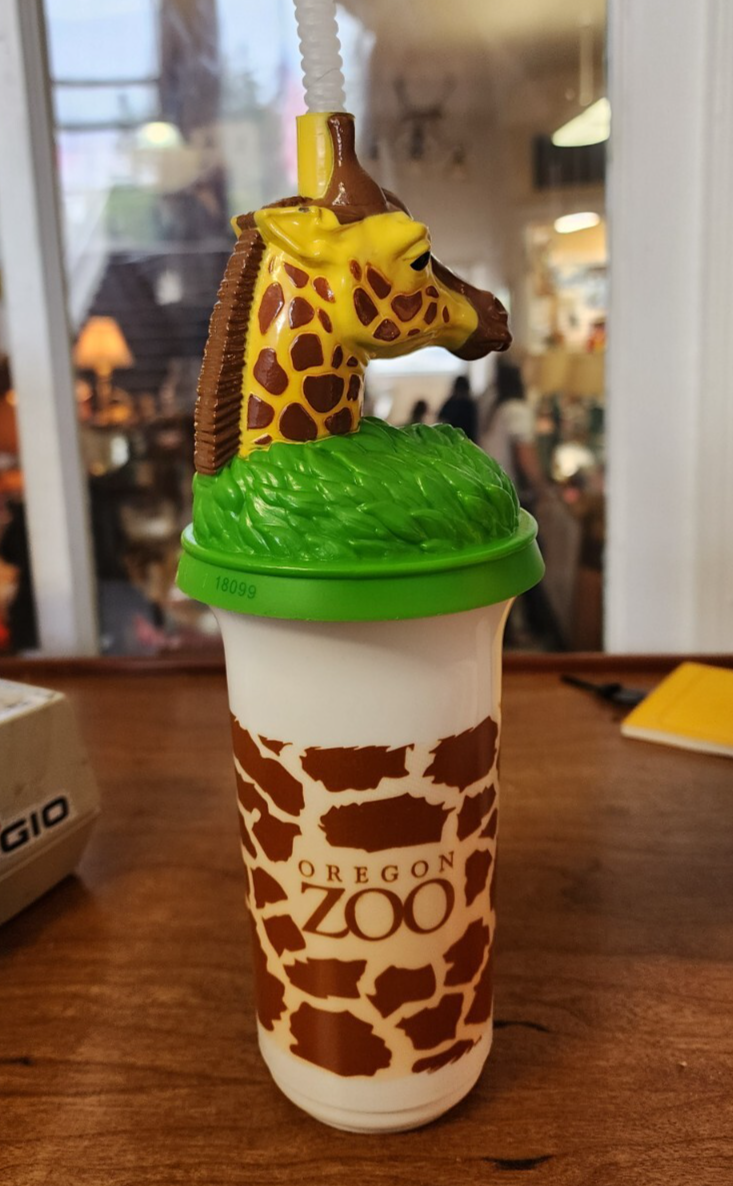 Vintage Giraffe Head Souvenir Oregon Zoo Cup