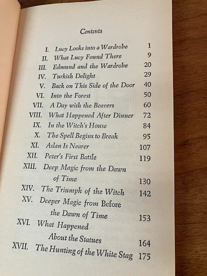 Lion The Witch and the Wardrobe By C S Lewis