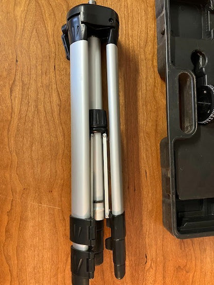 Laser Level with Tripod - UNTESTED